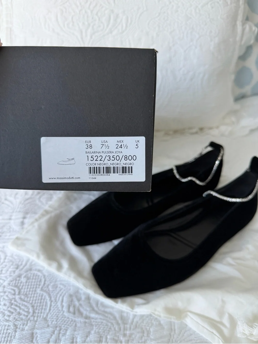 Massimo Dutti Black Velvet Ballet Flats with Rhinestone Strap, NEW, size USA 7.5